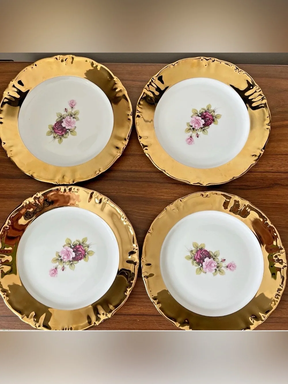 Handarbeit Bavarian 22k Gold Trim Rose Dessert Plates Set of 4